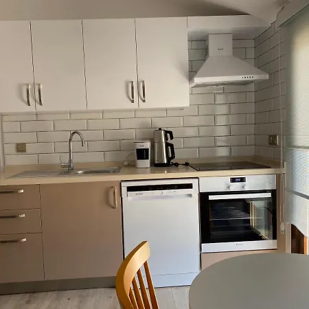 City Suites 아파트