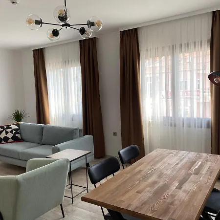 City Suites 아파트 *