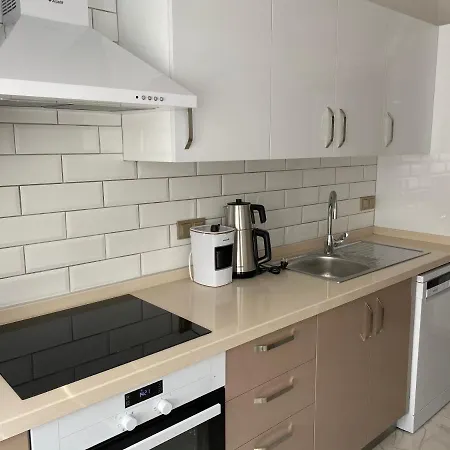 City Suites Apartament *
